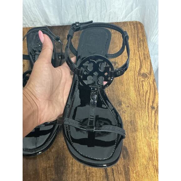 Tory Burch Miller Black Patent Leather T Strap Logo Block Sandals Size 10.5 Heel - Picture 2 of 10
